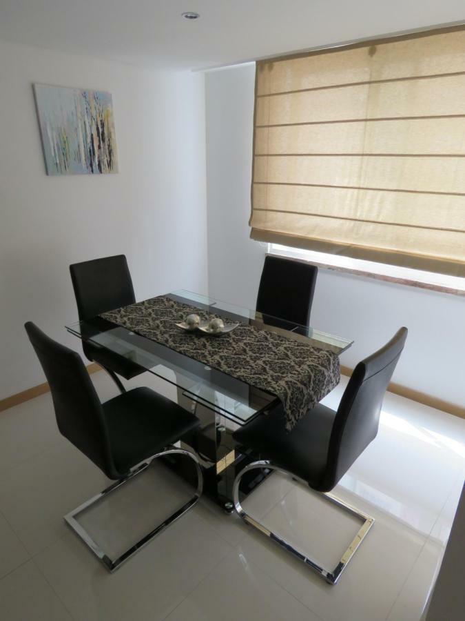 Tejo House River Lisbon Almada Exterior photo
